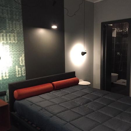 Tiburtina Suites, Roma エクステリア 写真