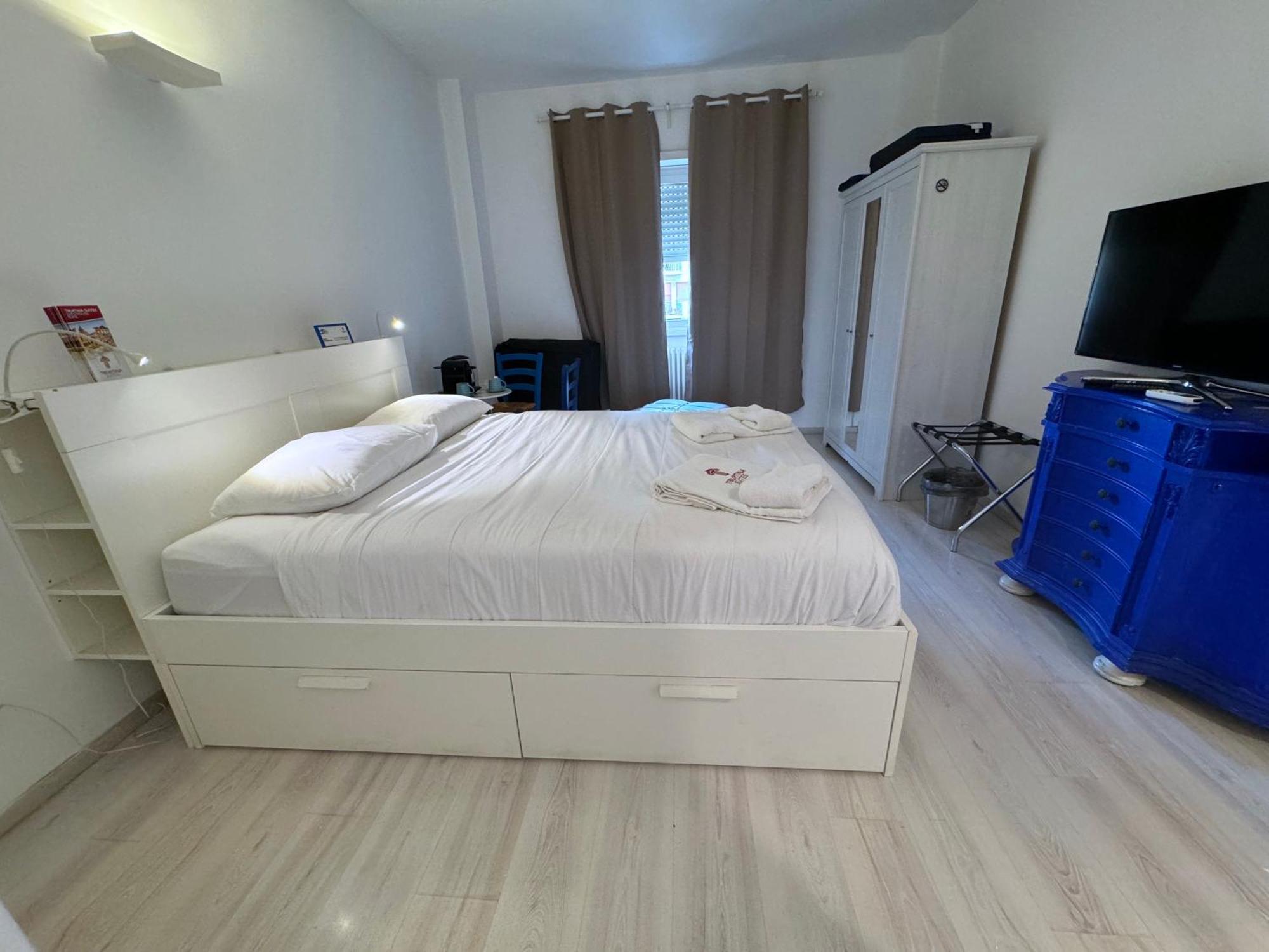 Tiburtina Suites, Roma エクステリア 写真