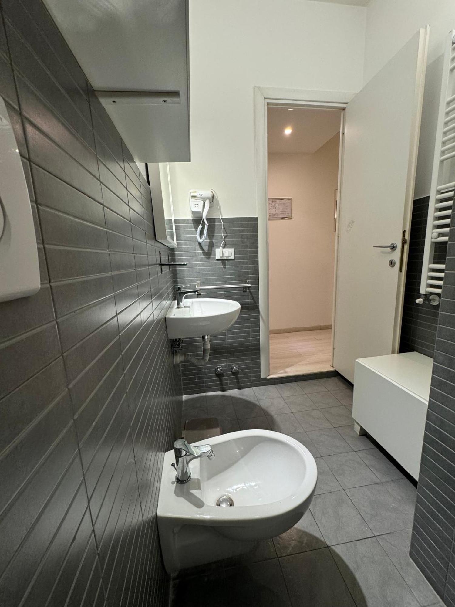 Tiburtina Suites, Roma エクステリア 写真