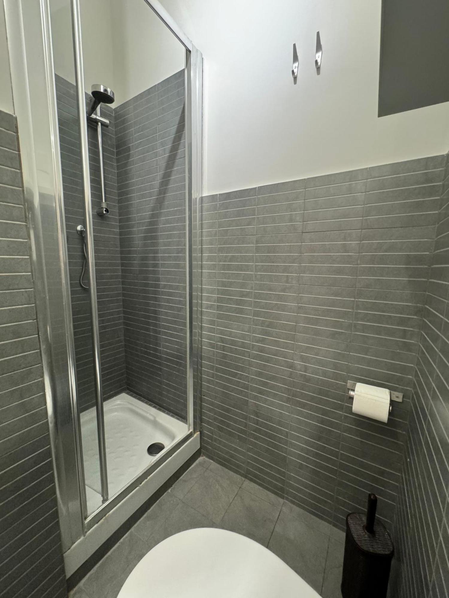 Tiburtina Suites, Roma エクステリア 写真