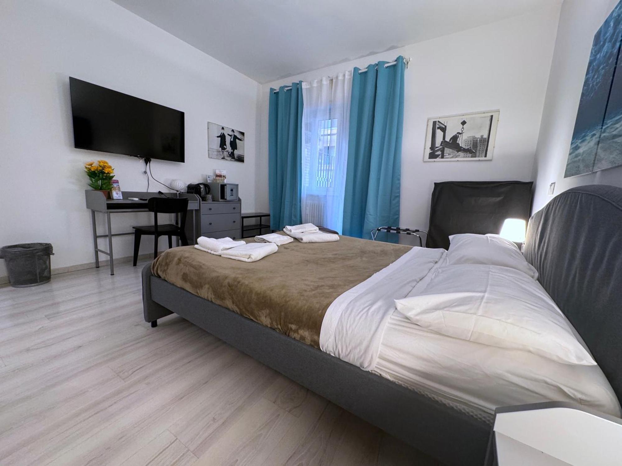 Tiburtina Suites, Roma エクステリア 写真
