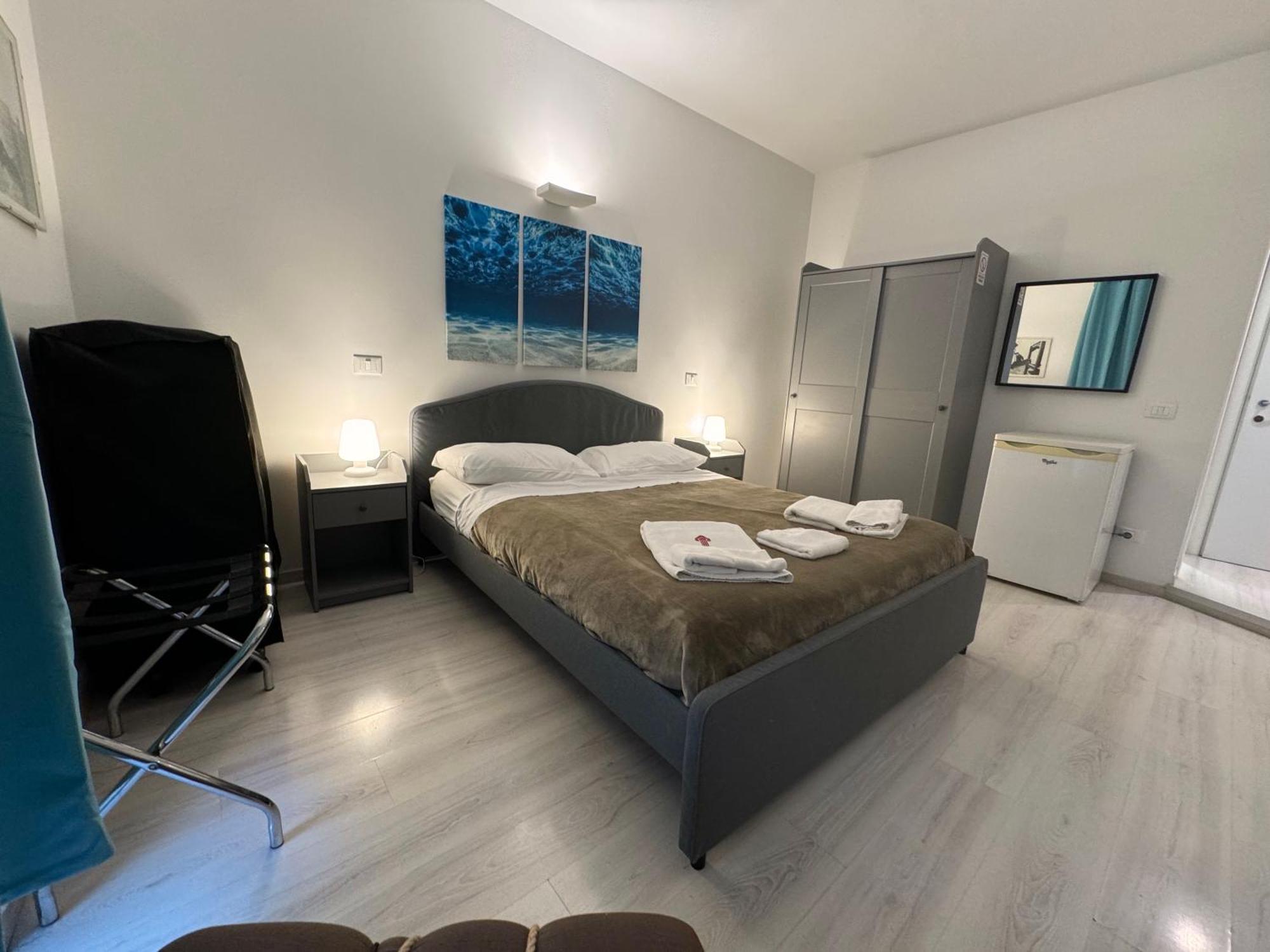 Tiburtina Suites, Roma エクステリア 写真
